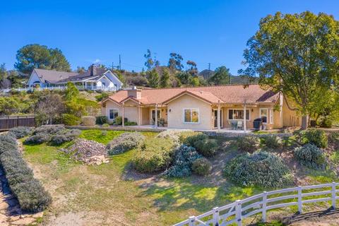 2727 Via Dieguenos, Alpine, CA 91901 photo 1