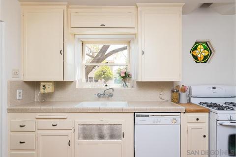 8848 Madison Ave, La Mesa, CA 91941 photo 16