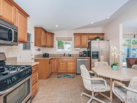 9228 Bloomdale St, Santee, CA 92071 photo 8