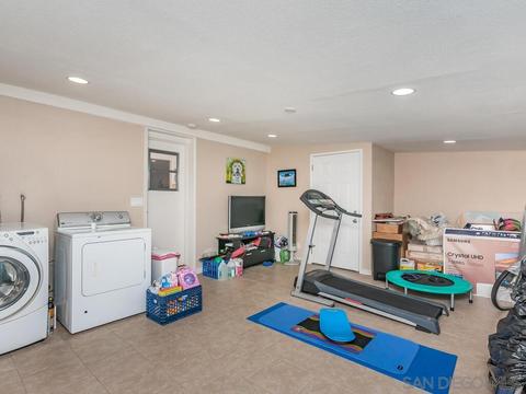 9228 Bloomdale St, Santee, CA 92071 photo 10