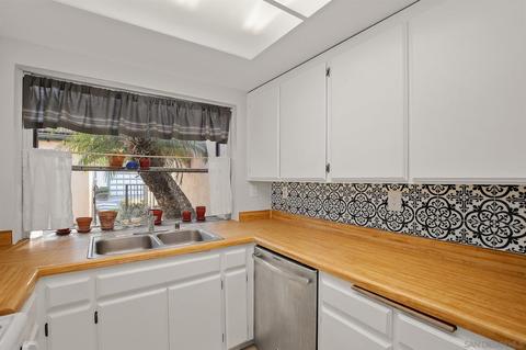 450 Nantucket Gln, Escondido, CA 92027 photo 11