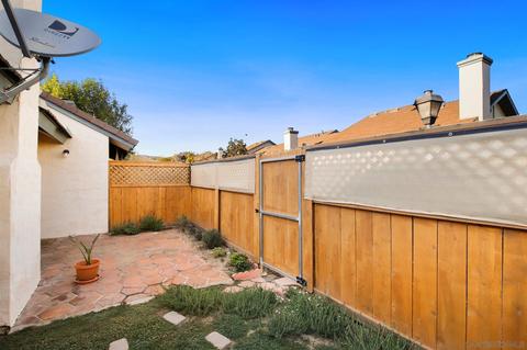 450 Nantucket Gln, Escondido, CA 92027 photo 3