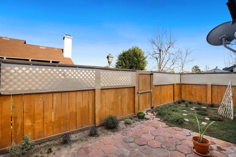 450 Nantucket Gln, Escondido, CA 92027 photo 2