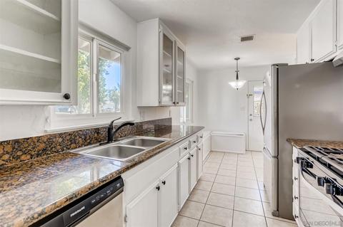 4268 Lido Dr, Riverside, CA 92503 photo 5