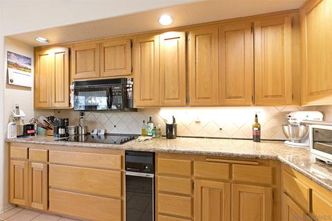 1826 Gamble Ln, Escondido, CA 92029 photo 6