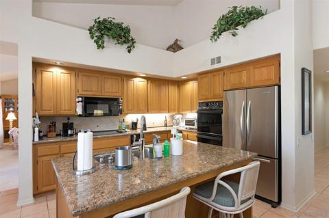 1826 Gamble Ln, Escondido, CA 92029 photo 3