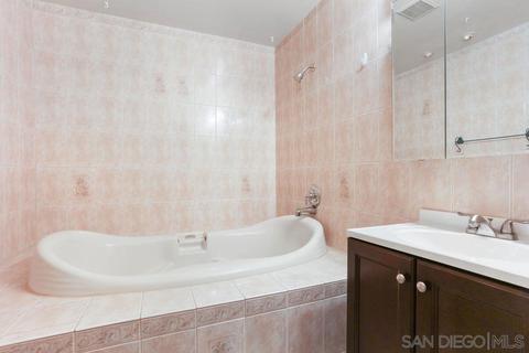 7740 Saranac Pl #29, La Mesa, CA 91942 photo 13