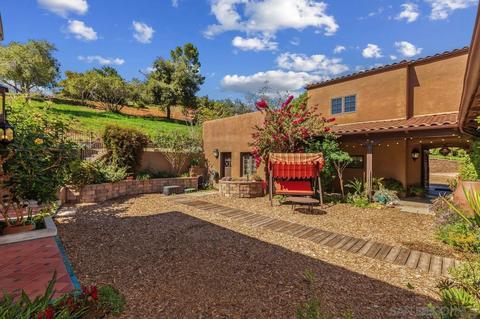1704 Summit Dr, Escondido, CA 92027 photo 5