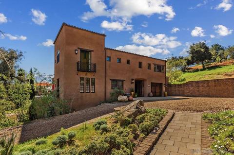 1704 Summit Dr, Escondido, CA 92027 photo 3