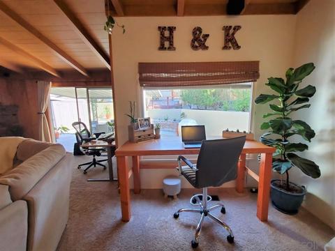340 Avalon Dr, Vista, CA 92084 photo 5