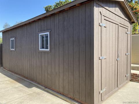 340 Avalon Dr, Vista, CA 92084 photo 24