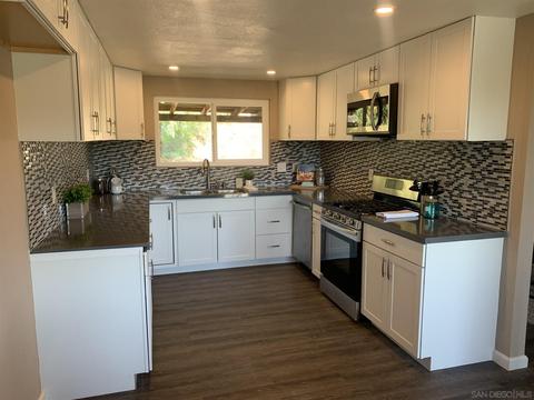 1106 S Stagecoach Ln, Fallbrook, CA 92028 photo 3