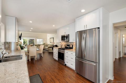 5057 Santorini Way, Oceanside, CA 92056 photo 13