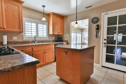 12832 Jackson Hill Dr, El Cajon, CA 92021 photo 9