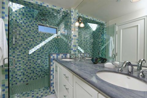 1745 Valdes Dr, La Jolla, CA 92037 photo 22
