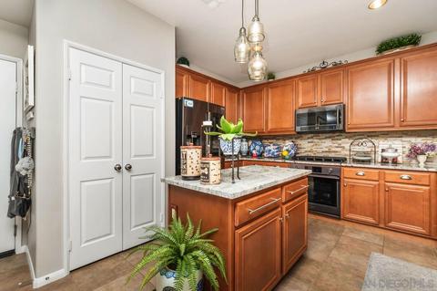 44954 Checkerbloom Dr, Temecula, CA 92592 photo 17