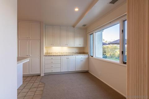 1207 Valencia Dr, Escondido, CA 92025 photo 6