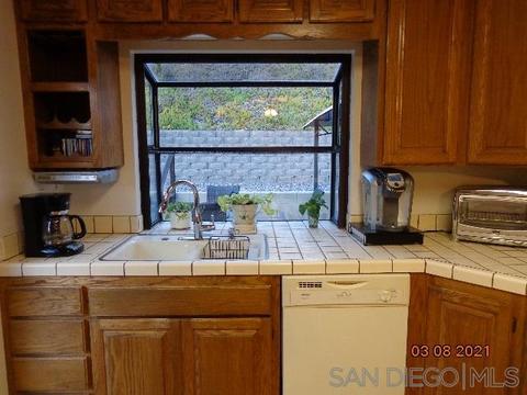 2457 Coach Dr, Spring Valley, CA 91978 photo 20