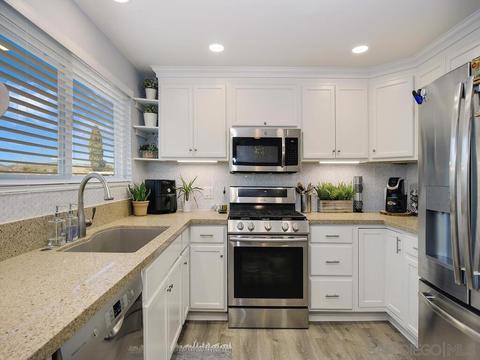 8419 Carlton Oaks Dr, Santee, CA 92071 photo 13
