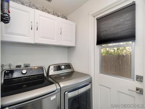 8419 Carlton Oaks Dr, Santee, CA 92071 photo 17