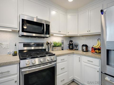 8419 Carlton Oaks Dr, Santee, CA 92071 photo 14