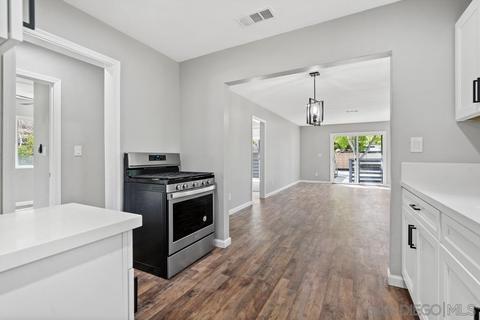 10746 Eureka Rd, Spring Valley, CA 91978 photo 18