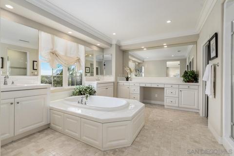 2365 Mica Rd, Carlsbad, CA 92009 photo 16