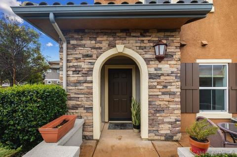 102 Via Sovana, Santee, CA 92071 photo 2