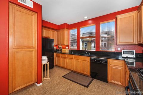 102 Via Sovana, Santee, CA 92071 photo 7