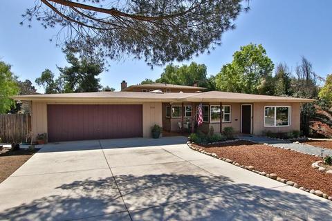 9133 Fletcher Dr, La Mesa, CA 91941 photo 2