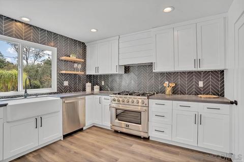 982 Salem St, Vista, CA 92084 photo 21