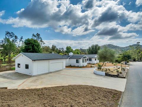 982 Salem St, Vista, CA 92084 photo 13