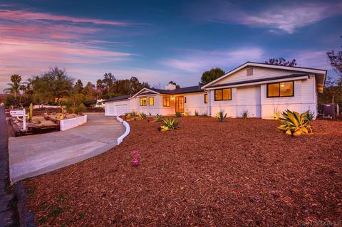 982 Salem St, Vista, CA 92084 photo 2