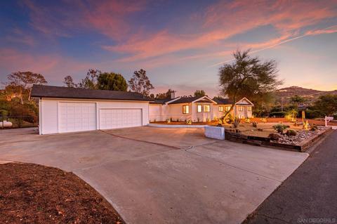982 Salem St, Vista, CA 92084 photo 3