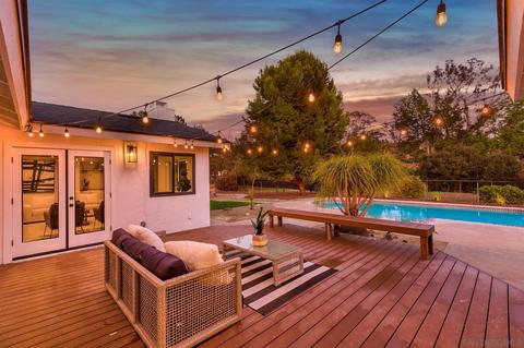 982 Salem St, Vista, CA 92084 photo 8