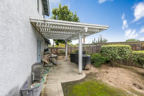 5565 Wake St, La Mesa, CA 91942 photo 4