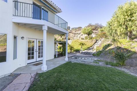 1395 Tierra Roja Dr, Fallbrook, CA 92028 photo 31