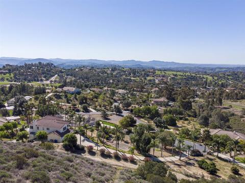 1395 Tierra Roja Dr, Fallbrook, CA 92028 photo 48