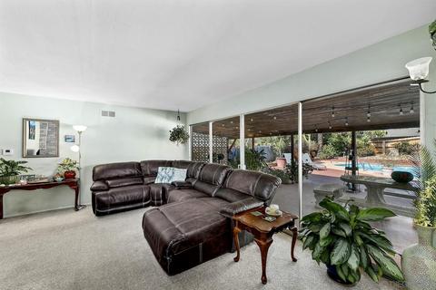 9120 Jonell Ct, La Mesa, CA 91942 photo 4