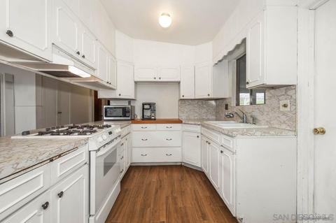 395 E Naples St, Chula Vista, CA 91911 photo 12