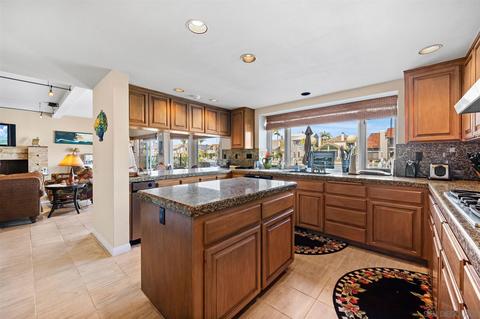10 Buccaneer Way, Coronado, CA 92118 photo 12