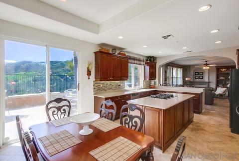 2209 Mesa Oak Pl, Escondido, CA 92027 photo 16
