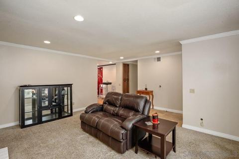 2610 Meadowbrook Pl, Escondido, CA 92027 photo 14