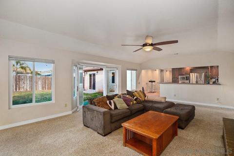 2610 Meadowbrook Pl, Escondido, CA 92027 photo 10