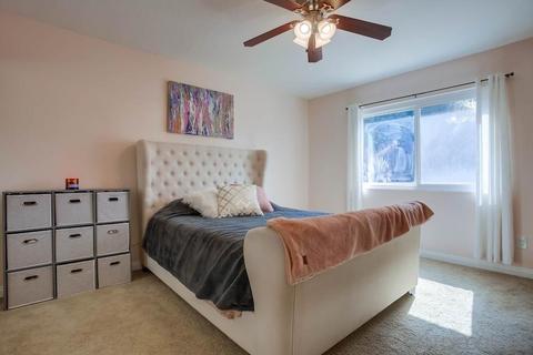 1801 Kingston Dr, Escondido, CA 92027 photo 11