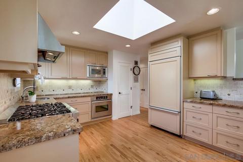 2114 Murcia Ct, La Jolla, CA 92037 photo 12