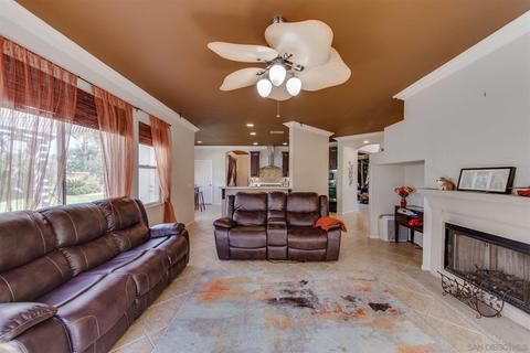 1639 Coolsprings Ct, Chula Vista, CA 91913 photo 32