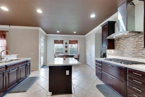 1639 Coolsprings Ct, Chula Vista, CA 91913 photo 38