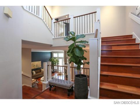 1452 Caminito Solidago, La Jolla, CA 92037 photo 9