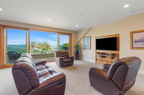 8 Rolling View Ln, Fallbrook, CA 92028 photo 22